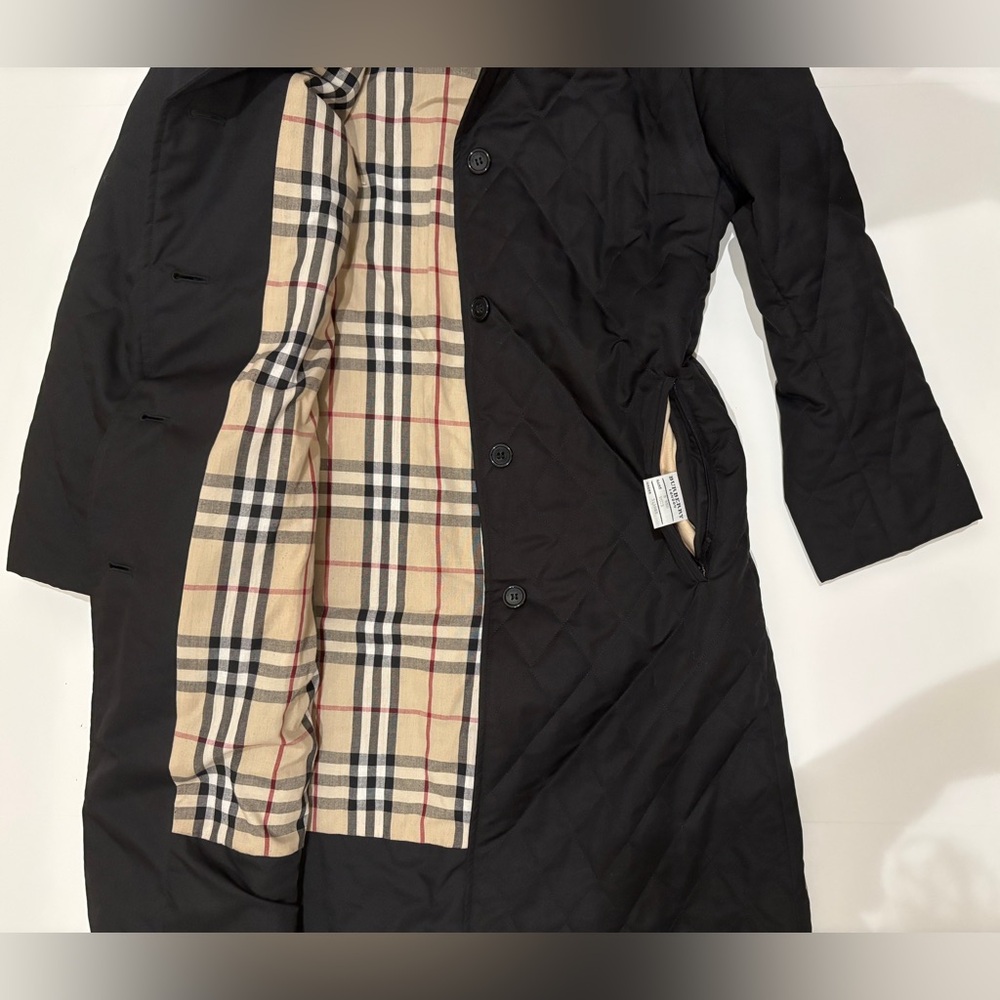 Burberry Women’s Black Quilted Coat size S - Picture 5 of 6